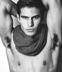 CHRIS DELBECK - AMERICAN MODEL 611a52ef9fe50.jpg