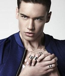 KOLOS BALAZS - HUNGARIAN FASHION MODEL 612b1eadb86a8.jpg