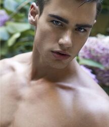 KOLOS BALAZS - HUNGARIAN FASHION MODEL 612b1ebb3ee2b.jpg