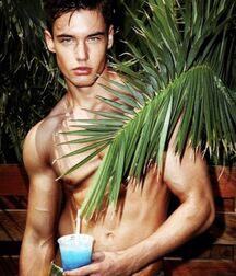 KOLOS BALAZS - HUNGARIAN FASHION MODEL 612b1ec8486f3.jpg