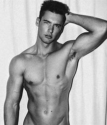KOLOS BALAZS - HUNGARIAN FASHION MODEL 612b1ecebf46b.jpg