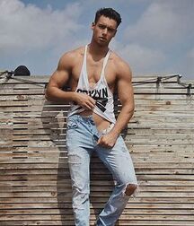 KOLOS BALAZS - HUNGARIAN FASHION MODEL 612b1edc14d36.jpg