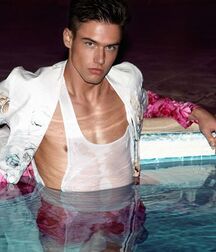 KOLOS BALAZS - HUNGARIAN FASHION MODEL 612b1edd92f7e.jpg