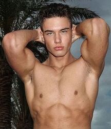 KOLOS BALAZS - HUNGARIAN FASHION MODEL 612b1ee28c3a5.jpg