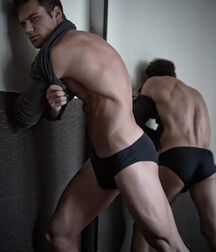 KOLOS BALAZS - HUNGARIAN FASHION MODEL 612b1f0b562eb.jpg