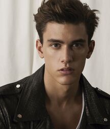 XAVIER SERRANO - SPANISH MODEL TWINK TUBE 613da7555ec13.jpg