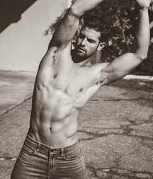 FRANKY CAMMARATA - AMERICAN MODEL TWINK TUBE 6144b1ac65eb4.jpg