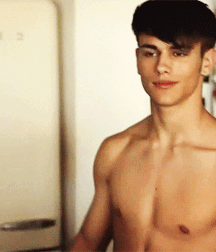 TWINK TUBE SERGIO CARVAJAL - SPANISH MALE MODEL. 6145b0c5163a9.gif