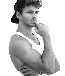 TWINK TUBE SERGIO CARVAJAL - SPANISH MALE MODEL. 6145b0edde1e7.jpg