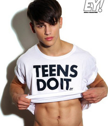 TWINK TUBE SERGIO CARVAJAL - SPANISH MALE MODEL. 6145b2f4f3675.jpg