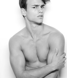 TWINK TUBE SERGIO CARVAJAL - SPANISH MALE MODEL. 6145b30299821.jpg