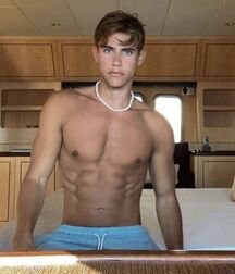 TWINK TUBE WILLIAM ROEPSTORFF - THE PERFECT HUMAN FACE... 614b21cc13280.jpg