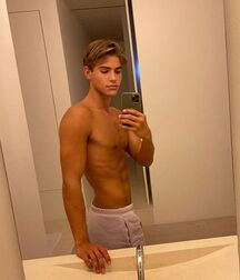 TWINK TUBE WILLIAM ROEPSTORFF - THE PERFECT HUMAN FACE... 614b21d624f02.jpg