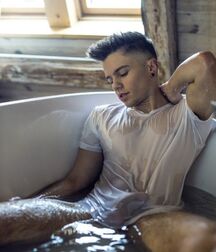 SEXY BOYS - EROTIC TWINK TUBE 614bf24f1941f.jpg