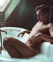 SEXY BOYS - EROTIC TWINK TUBE 614bf29f18890.jpg
