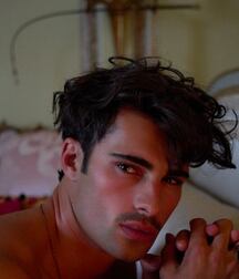 ELLIOT MEETEN - BRITISH MODEL TWINK TUBE 615481d5183a8.jpg