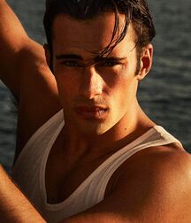 ELLIOT MEETEN - BRITISH MODEL TWINK TUBE 61548213afa60.jpg