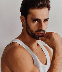 ELLIOT MEETEN - BRITISH MODEL TWINK TUBE 6154821de7050.jpg