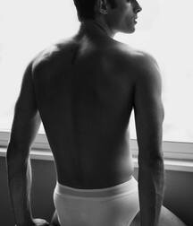 ELLIOT MEETEN - BRITISH MODEL TWINK TUBE 615482c5a8088.jpg