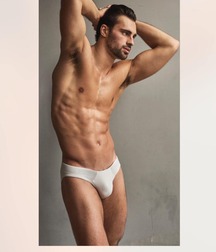 ELLIOT MEETEN - BRITISH MODEL TWINK TUBE 615482faa572d.jpg