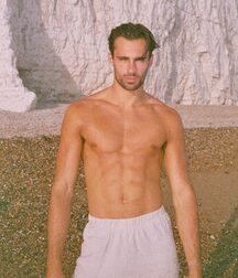 ELLIOT MEETEN - BRITISH MODEL TWINK TUBE 6154830a3b30b.jpg