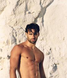 ELLIOT MEETEN - BRITISH MODEL TWINK TUBE 6154830be67c9.jpg