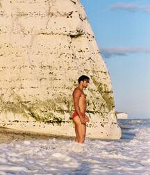 ELLIOT MEETEN - BRITISH MODEL TWINK TUBE 6154831246e50.jpg