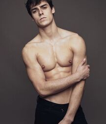 RAFAEL MILLER - FRENCH MODEL TWINK TUBE 6154e9fd8d818.jpg