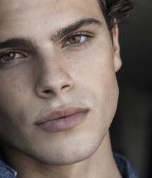 CASEY JACKSON - AMERICAN MODEL 615ae3fdb14d8.jpg