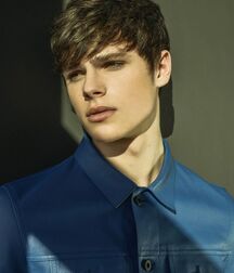 CASEY JACKSON - AMERICAN MODEL 615ae4028b9de.jpg