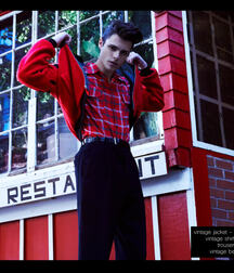 CASEY JACKSON - AMERICAN MODEL 615ae427d9360.jpg