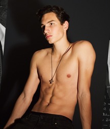 LEVI S. NAGY - MALE MODEL 615c660d3dce6.jpg