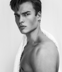 CARLOS BOTTCHER - SPANISH-GERMAN MODEL 61618f2ad7621.jpg