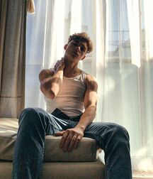 BARTEK SANOCKI - MODEL TWINK TUBE 6161aaa85255a.jpg