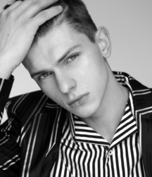 BARTEK SANOCKI - MODEL TWINK TUBE 6161aad5906a8.png