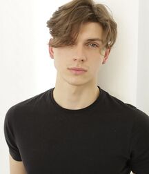 BARTEK SANOCKI - MODEL TWINK TUBE 6161aad949cdc.jpg