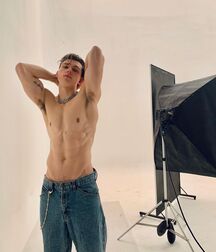 BARTEK SANOCKI - MODEL TWINK TUBE 6161aadcd9e9e.jpg