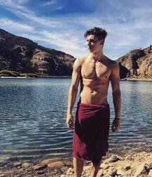 BARTEK SANOCKI - MODEL TWINK TUBE 6161aaf0d7178.jpg