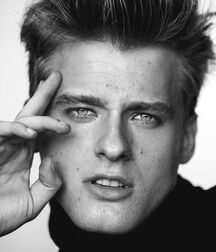 RENAN CORBANI - BRAZILIAN MALE MODEL 616243359b911.jpg