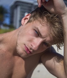 RENAN CORBANI - BRAZILIAN MALE MODEL 61624357b302e.jpg