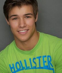 CONNOR MENENDEZ 61626b7bb1f0b.jpg