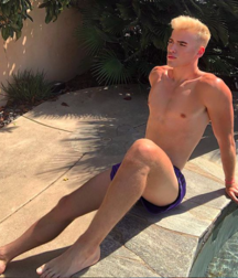 LUCAS DELL - ITALIAN MODEL 616421c1a7d9a.png