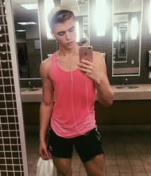 LUCAS DELL - ITALIAN MODEL 616421ca95e36.jpg