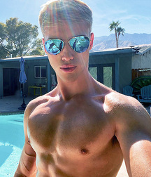 LUCAS DELL - ITALIAN MODEL 616422002fbe4.jpg