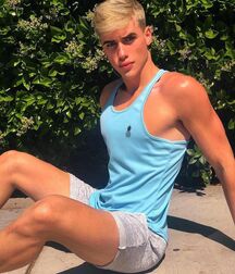 LUCAS DELL - ITALIAN MODEL 6164220716491.jpg
