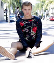 LUCAS DELL - ITALIAN MODEL 61642246c5049.jpg