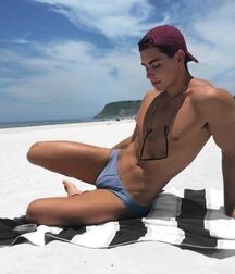 NATHAN KRIIS - AUSTRALIAN MODEL 6168162f4018b.jpg