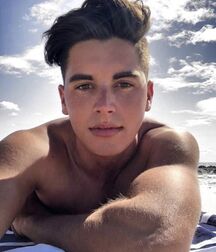 NATHAN KRIIS - AUSTRALIAN MODEL 6168168d93e52.jpg