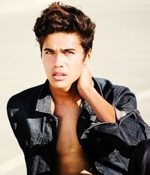 LAURENCE COKE - AMERICAN MODEL 6172c5e5e27bc.jpg