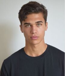 LAURENCE COKE - AMERICAN MODEL 6172c5fb00dd5.jpg